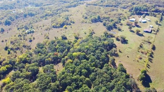 404517 E 1080 Road, Henryetta, OK 74437
