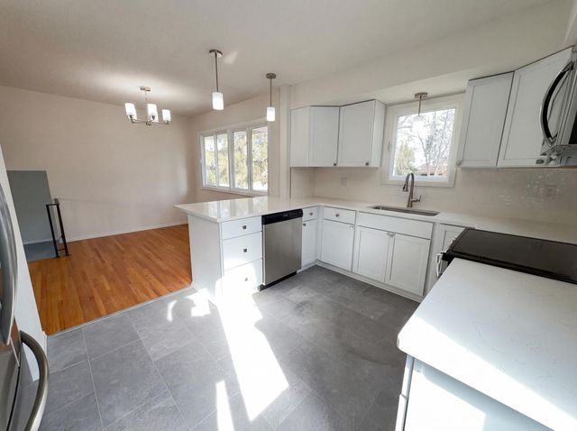 3480 Milton Street N, Shoreview, MN 55126