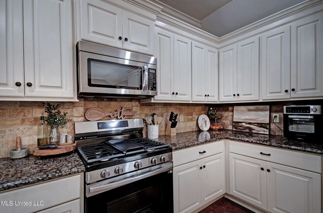 862 Willow Grande Circle, Brandon, MS 39047