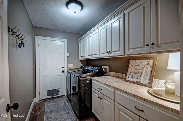 862 Willow Grande Circle, Brandon, MS 39047