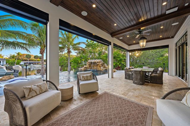 942 Pompano Drive, Jupiter, FL 33458
