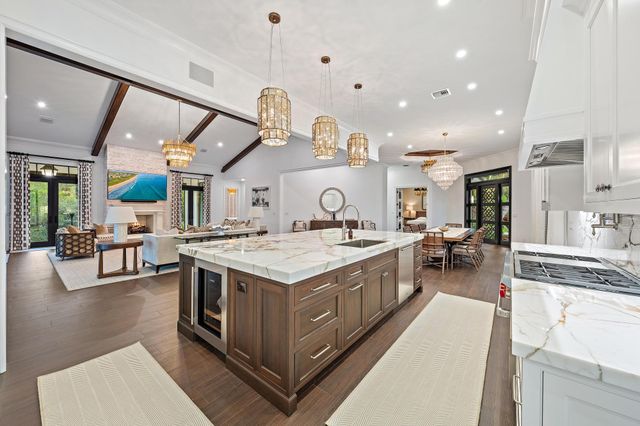 942 Pompano Drive, Jupiter, FL 33458