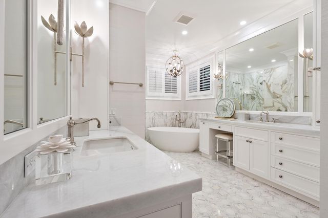 942 Pompano Drive, Jupiter, FL 33458