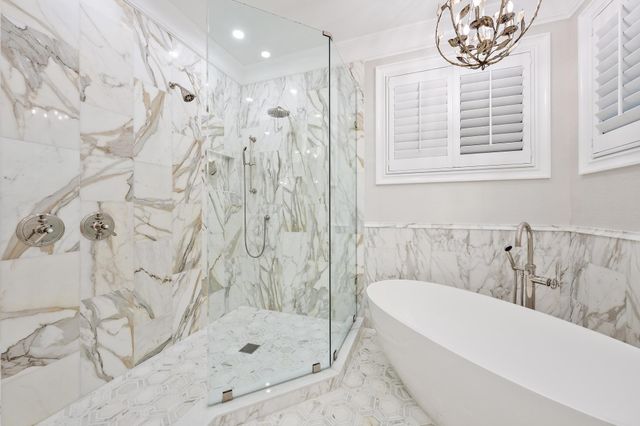 942 Pompano Drive, Jupiter, FL 33458