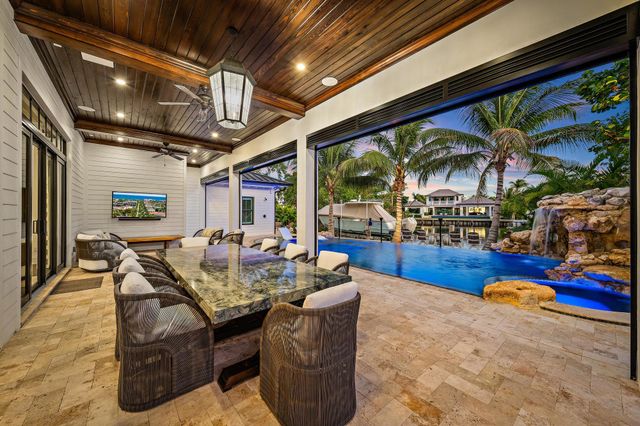 942 Pompano Drive, Jupiter, FL 33458