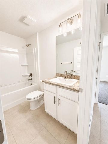 2807 SW East Louise Circle, Port St. Lucie, FL 34953