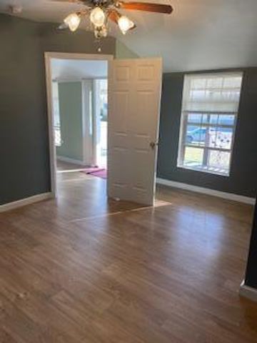 229 Owen Road, Lily, KY 40740