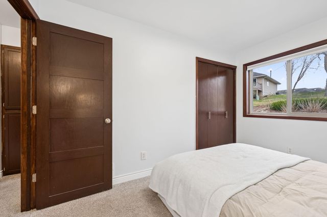 10735 45th Avenue N, Plymouth, MN 55442