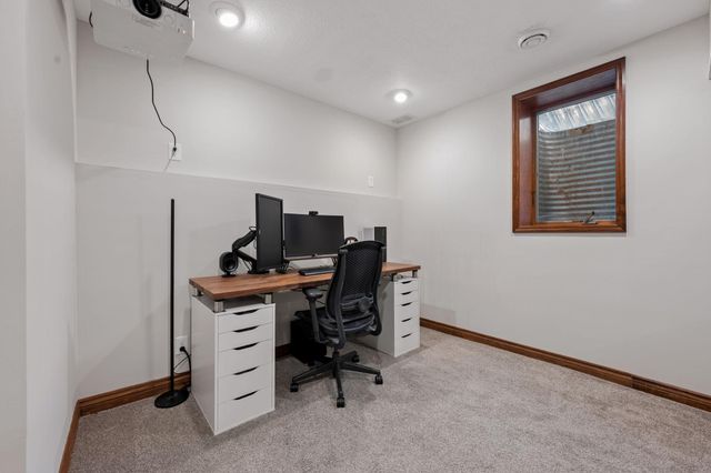 10735 45th Avenue N, Plymouth, MN 55442