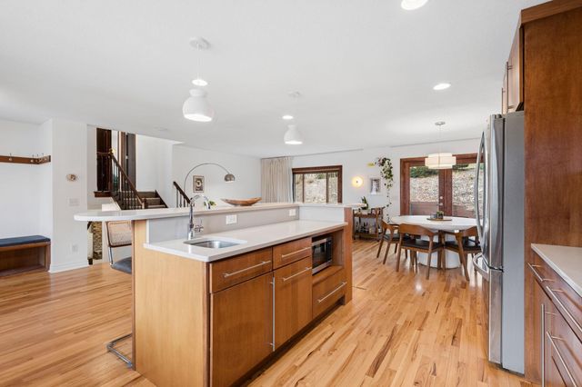 10735 45th Avenue N, Plymouth, MN 55442