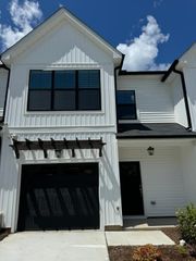 1 N Lenny Drive, Clayton, NC 27520