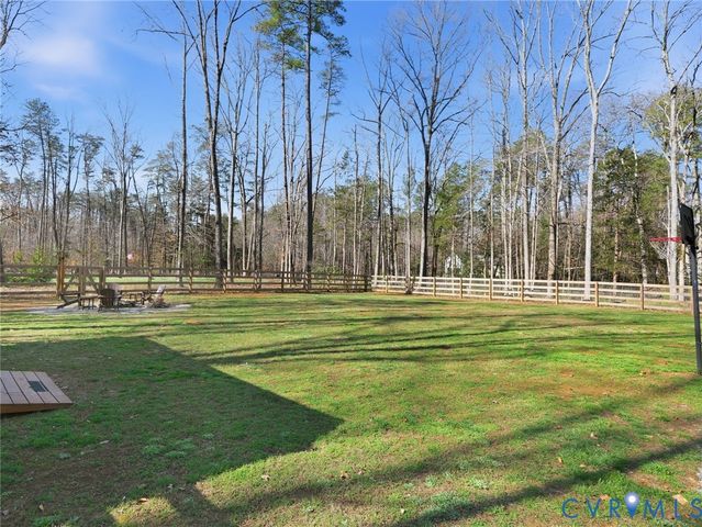 2586 Sandy Hook Rd, Goochland, VA 23063
