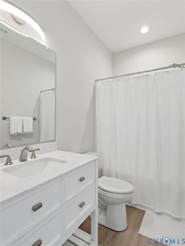 2586 Sandy Hook Rd, Goochland, VA 23063