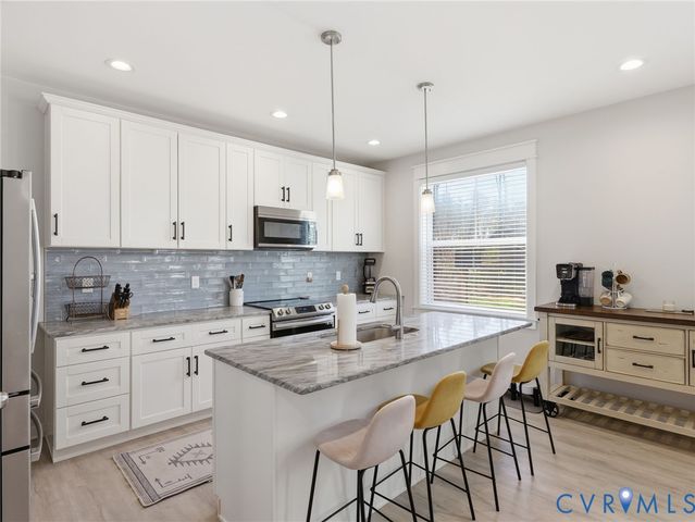 2586 Sandy Hook Rd, Goochland, VA 23063