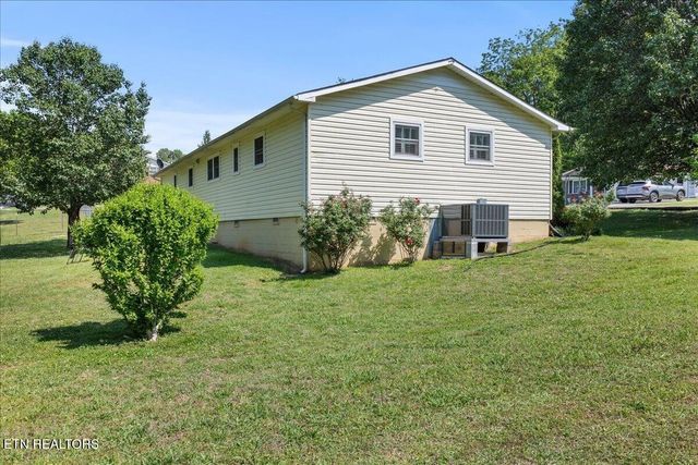 176 County Road 532, Etowah, TN 37331