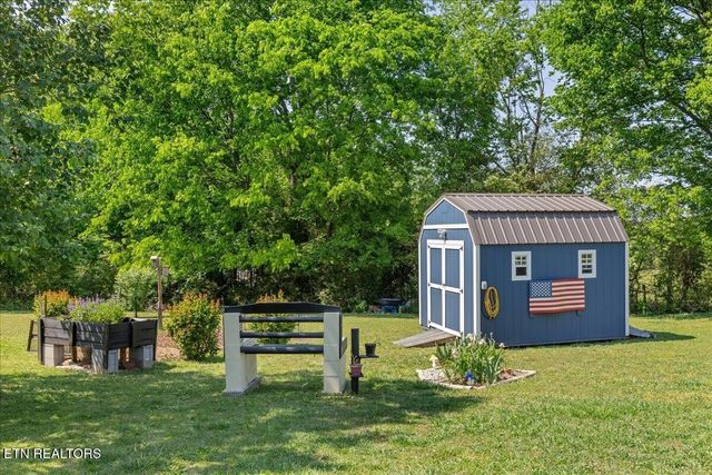 176 County Road 532, Etowah, TN 37331
