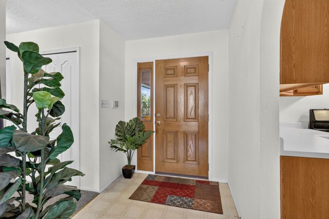 7221 Sunlight Peak Drive NE, Rio Rancho, NM 87144