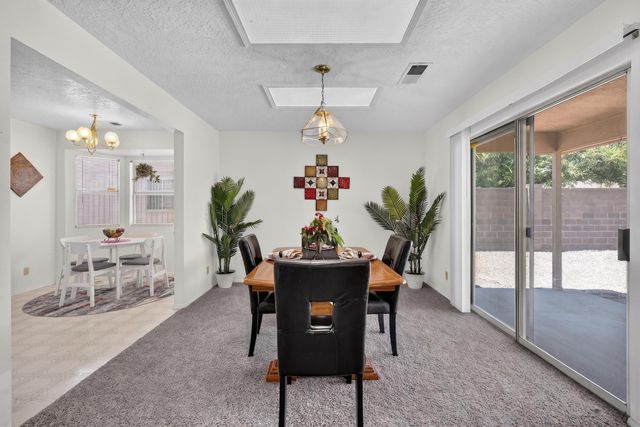 7221 Sunlight Peak Drive NE, Rio Rancho, NM 87144
