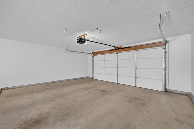 7221 Sunlight Peak Drive NE, Rio Rancho, NM 87144