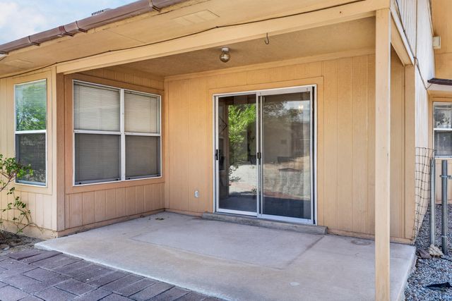 7221 Sunlight Peak Drive NE, Rio Rancho, NM 87144