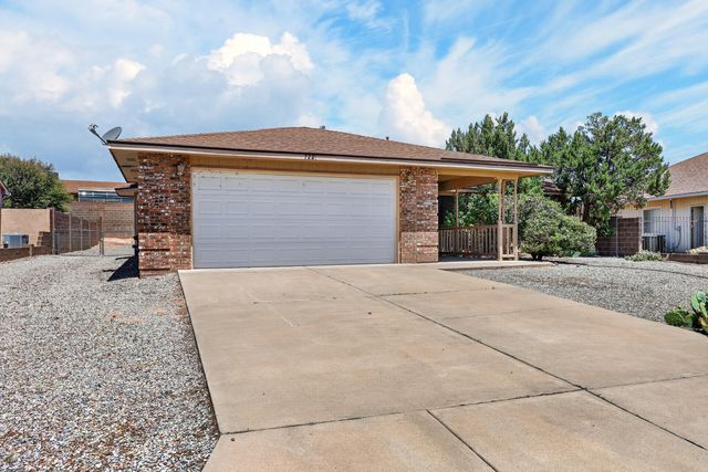 7221 Sunlight Peak Drive NE, Rio Rancho, NM 87144