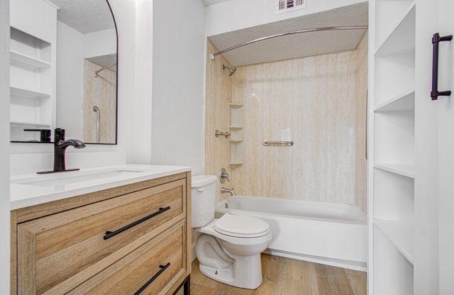 11002 Hammerly Boulevard 169, Houston, TX 77043