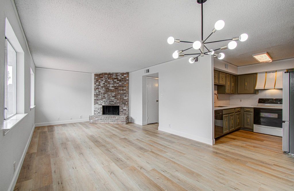 11002 Hammerly Boulevard 169, Houston, TX 77043
