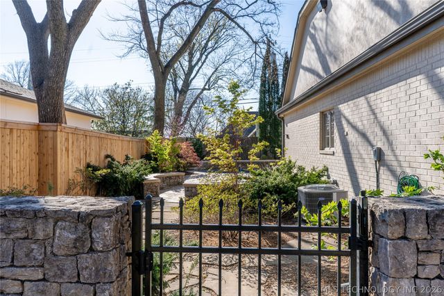 4114 S Birmingham Avenue, Tulsa, OK 74105