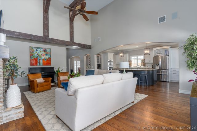 4114 S Birmingham Avenue, Tulsa, OK 74105