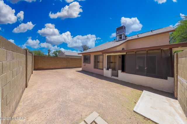 3080 W Placita De La Roseta Lane, Tucson, AZ 85746