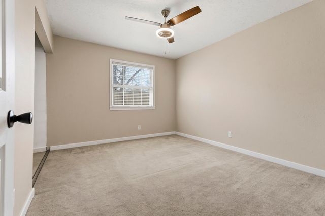 1300 Maple Drive, Grove, OK 74344