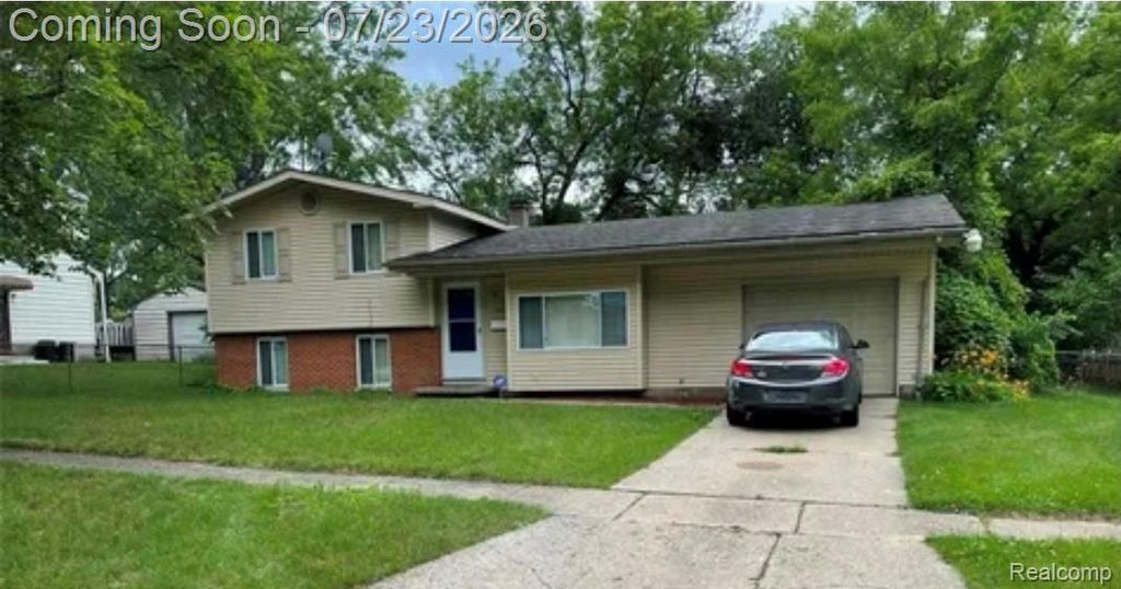 2828 Hampstead Drive, Flint, MI 48506