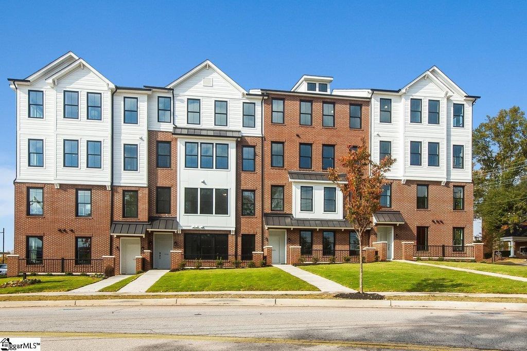 32B Hyde Street, Greenville, SC 29601