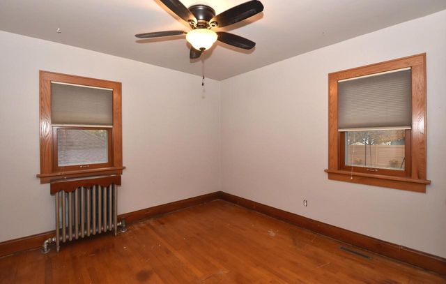 3777 S Ahmedi AVENUE, Saint Francis, WI 53235