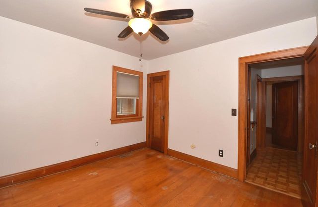 3777 S Ahmedi AVENUE, Saint Francis, WI 53235