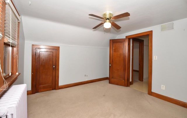 3777 S Ahmedi AVENUE, Saint Francis, WI 53235