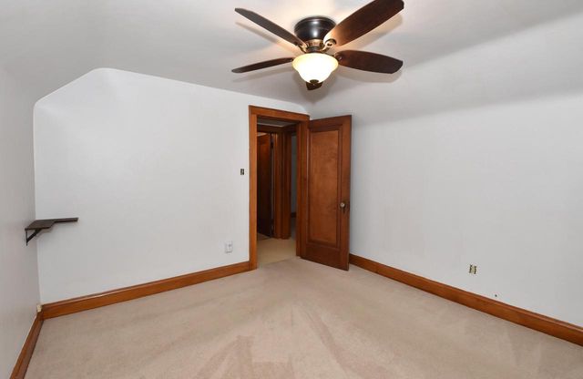 3777 S Ahmedi AVENUE, Saint Francis, WI 53235