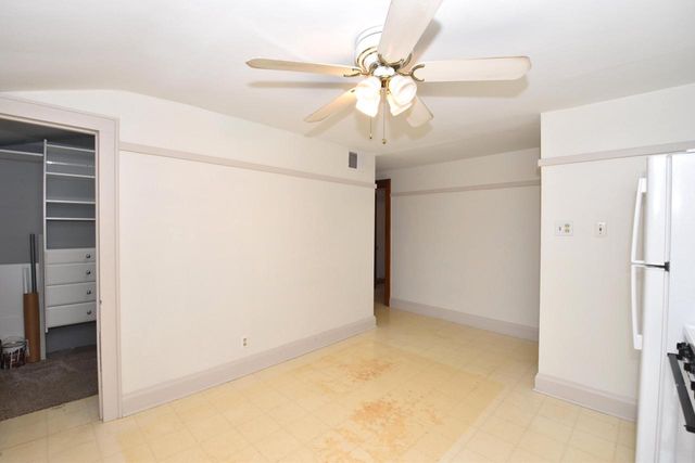 3777 S Ahmedi AVENUE, Saint Francis, WI 53235