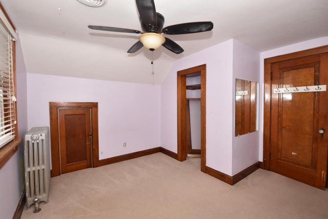 3777 S Ahmedi AVENUE, Saint Francis, WI 53235