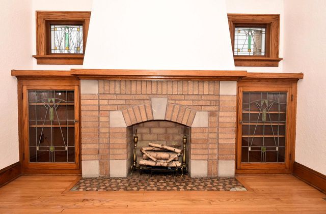 3777 S Ahmedi AVENUE, Saint Francis, WI 53235