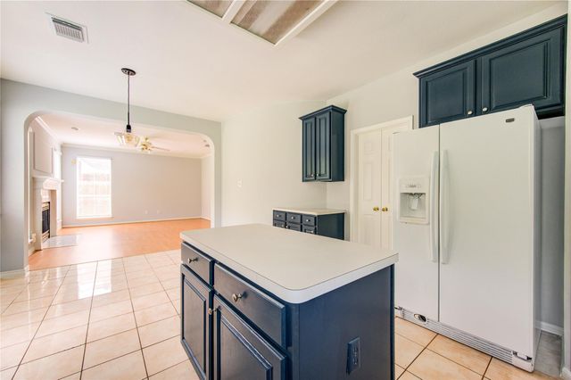 15314 Amesbury Lane, Sugar Land, TX 77478