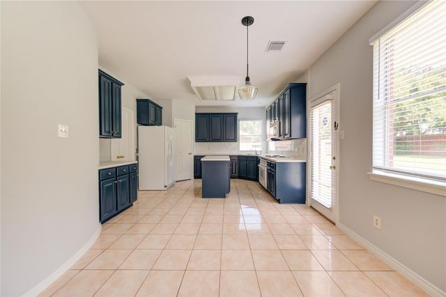 15314 Amesbury Lane, Sugar Land, TX 77478