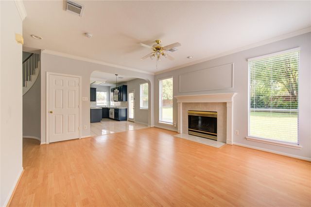 15314 Amesbury Lane, Sugar Land, TX 77478