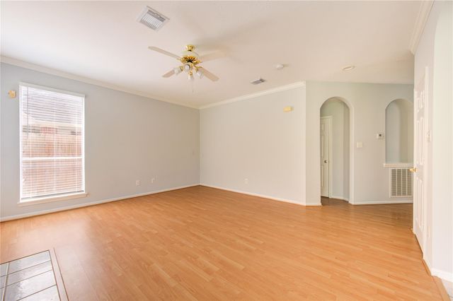 15314 Amesbury Lane, Sugar Land, TX 77478