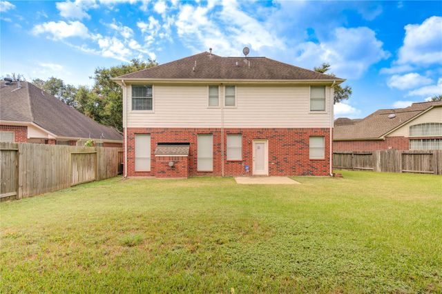 15314 Amesbury Lane, Sugar Land, TX 77478