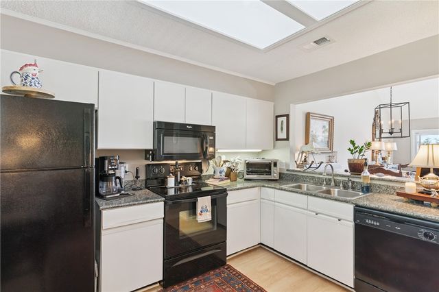 280 Moss Oak Lane, St Simons Island, GA 31522