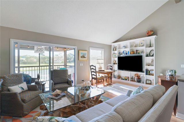 280 Moss Oak Lane, St Simons Island, GA 31522