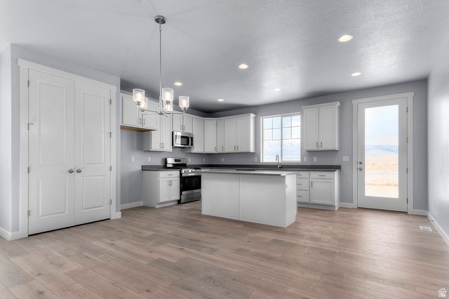 6797 N DESERT CRK, Eagle Mountain, UT 84005