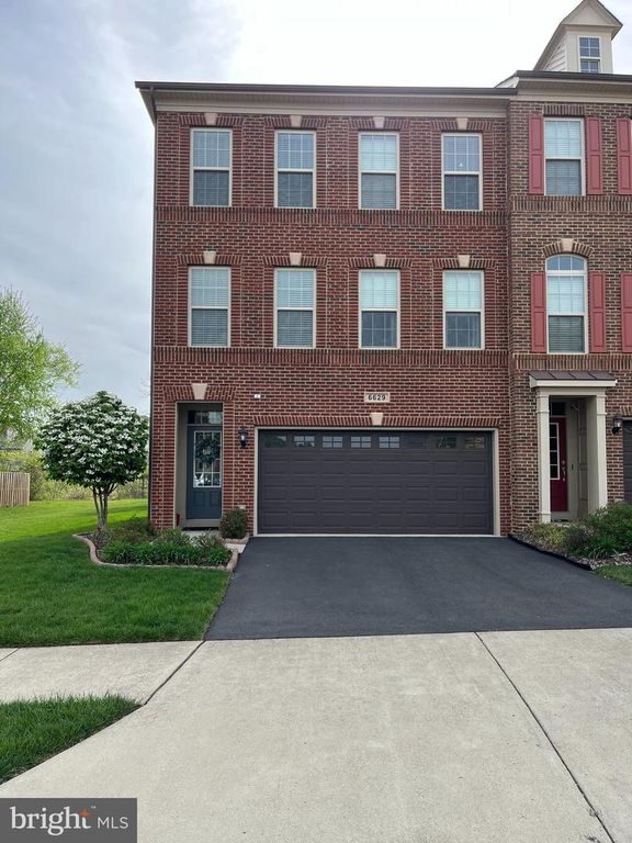 6629 BARTRAMS FOREST LN, Haymarket, VA 20169
