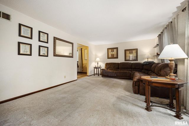 535 JUSTA Road, Metamora, IL 61548
